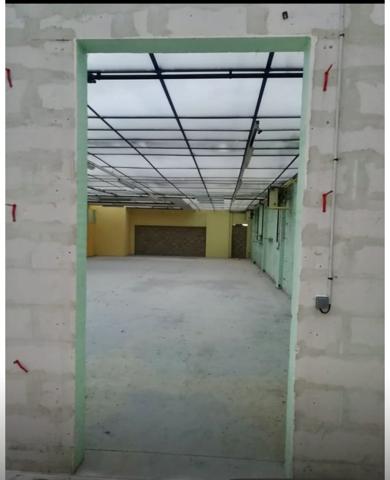 Local Commercial
         2 pièces
        - 651 m² 185 000 € *