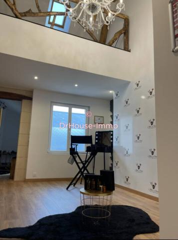 Commerce à vendre 9 pièces de 180 m²