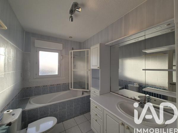 Maison à vendre 5 pièces 111 m² Lesneven