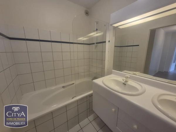 Appartement à louer 3 pièces 66.44m² Lille (59000)