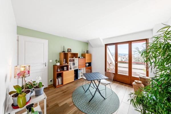 Vente Appartement de luxe Amphion-les-Bains 5 Pièces 125 m²