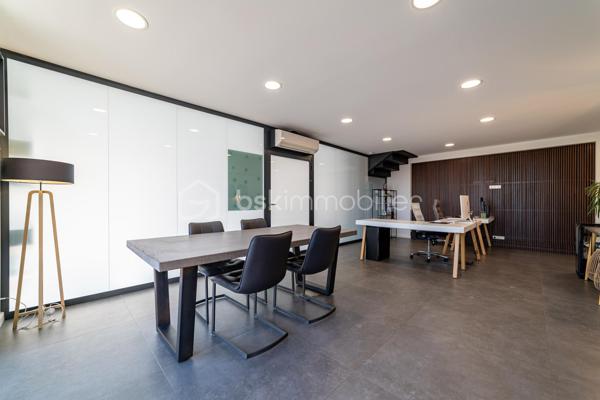 Local commercial de 99 m²