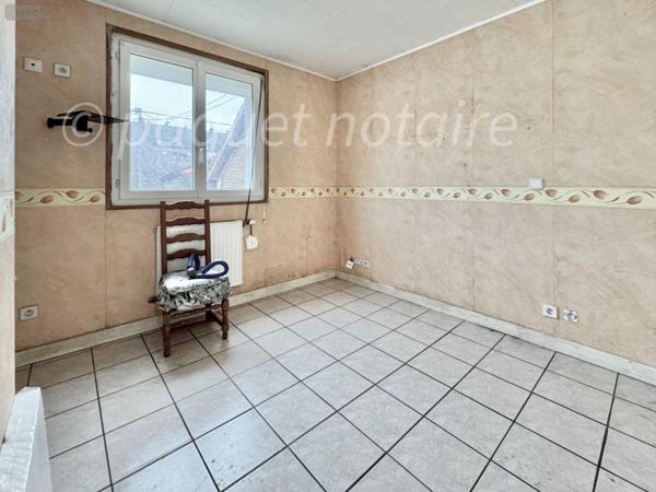 Maison de ville à vendre à Chauny dans l'Aisne (02300), ref : 10075/555