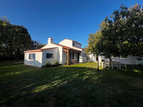 Maison Montaigu Vendee