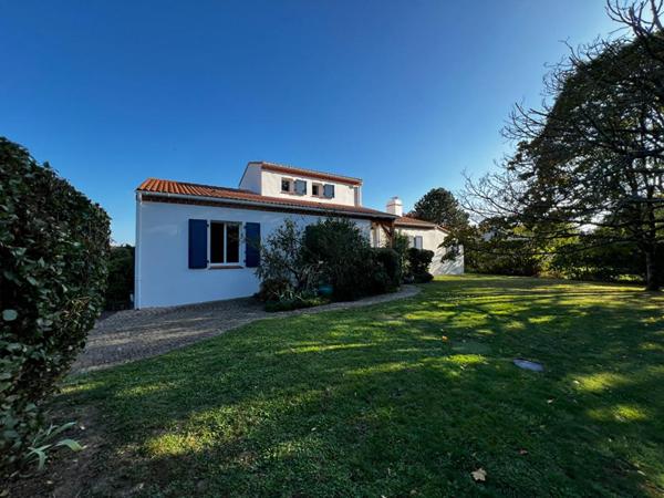 Maison Montaigu Vendee