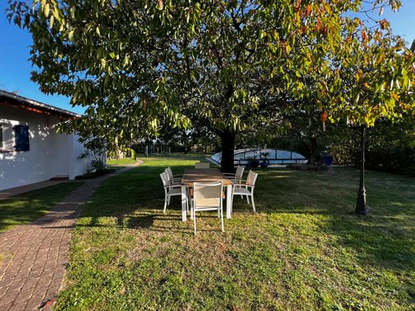 Maison Montaigu Vendee