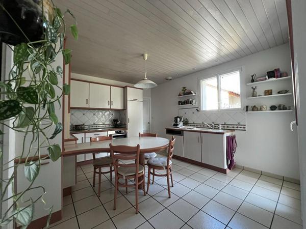 Maison Montaigu Vendee