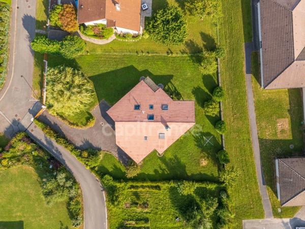 Maison à vendre 6 pièces DIVONNE LES BAINS (01)