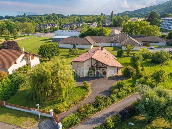 Maison à vendre 6 pièces DIVONNE LES BAINS (01)