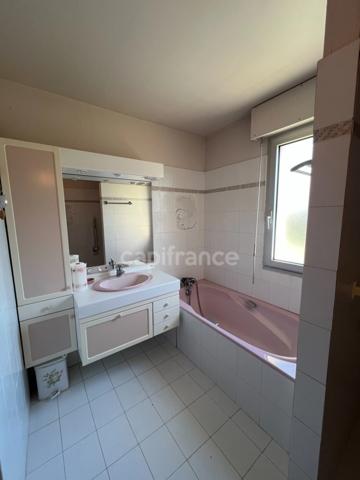 Maison à vendre 6 pièces DIVONNE LES BAINS (01)