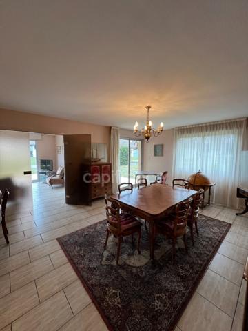 Maison à vendre 6 pièces DIVONNE LES BAINS (01)