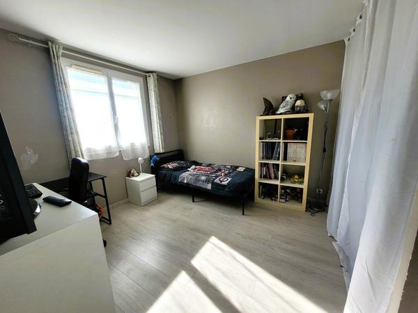 Maison de ville 84m²- 3 Chambres Garage Cave Terrasse Jardin