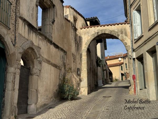 🏡 MAISON DE CARACTÈRE – CENTRE DE SAINT-GALMIER – PROPRIETE UNIQUE