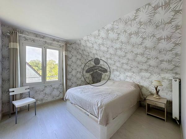 Vente                                                      Maison
                        
                                         123 m2                     à Grugies