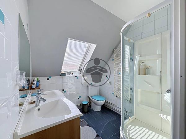 Vente                                                      Maison
                        
                                         123 m2                     à Grugies