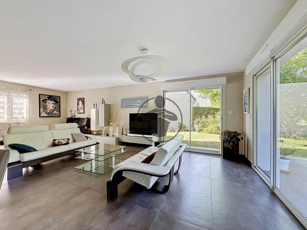 Vente                                                      Maison
                        
                                         123 m2                     à Grugies