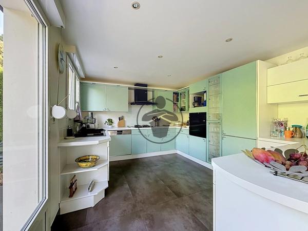 Vente                                                      Maison
                        
                                         123 m2                     à Grugies