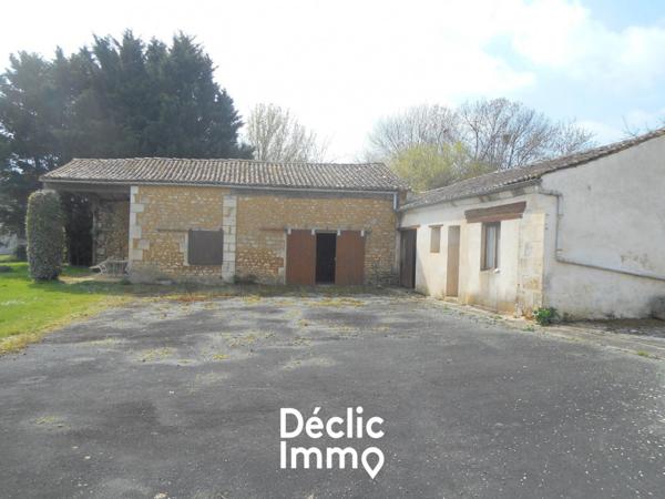 Vente maison et dépendances Ecoyeux, 140m² 7 pièces 222 600€ avec garage