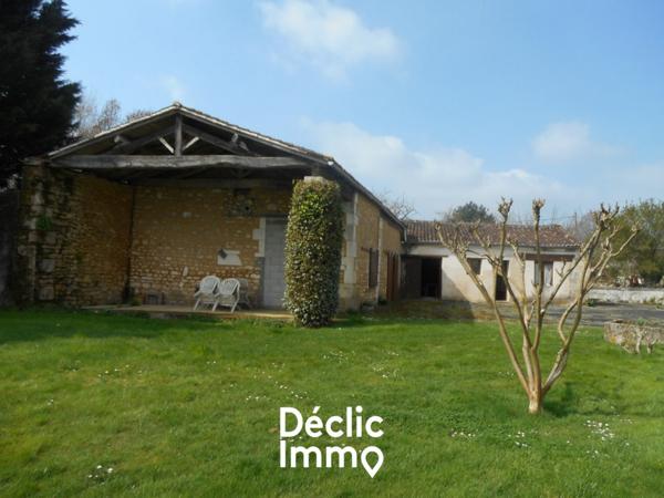 Vente maison et dépendances Ecoyeux, 140m² 7 pièces 222 600€ avec garage