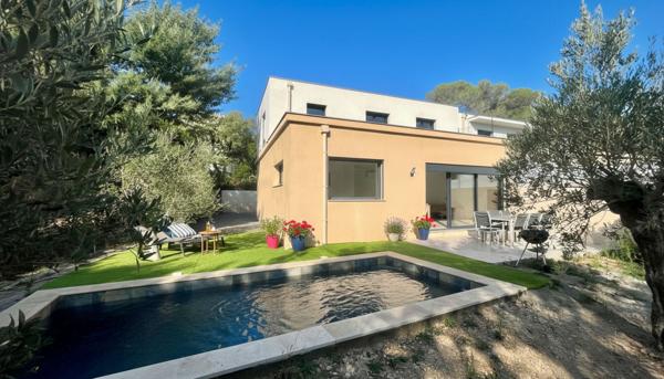 Villa St Raphael 5 pièce(s) 115 m2
