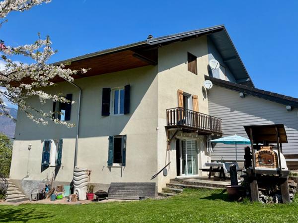 NOTRE DAME DES MILLIERES (73) - Maison Mitoyenne de 126 m2 - Terrain 900 m2