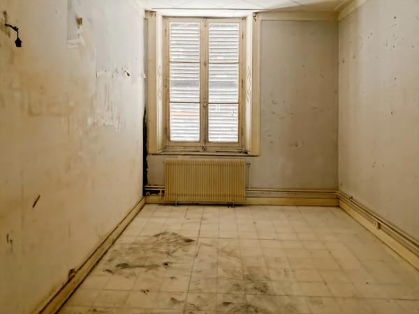 Maison à vendre 0 pièces MARLE (02)