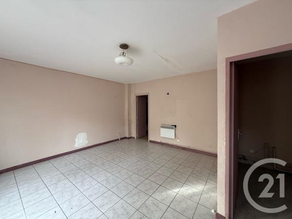 Appartement Local à vendre  2 pièces - 42,15 m2 CORBEIL ESSONNES - 91