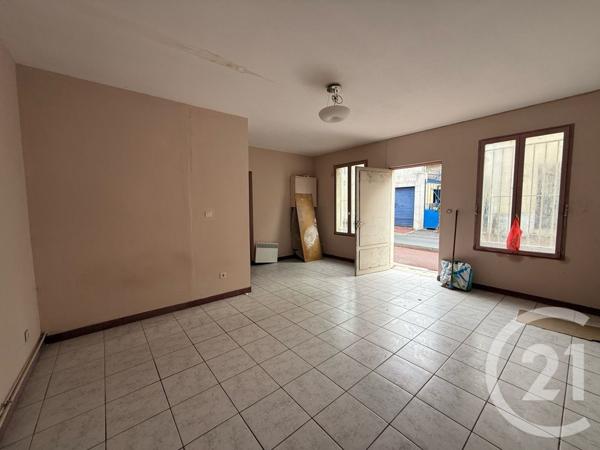 Appartement Local à vendre  2 pièces - 42,15 m2 CORBEIL ESSONNES - 91