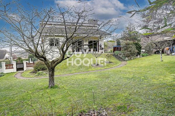 Maison familiale de caractère – 170 m² – Terrain arboré de 1 173 m² – Saint-Alban-de-Roche