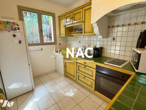 Charmante maison de 78m² habitable à proximité du centre-ville et ses commerces.