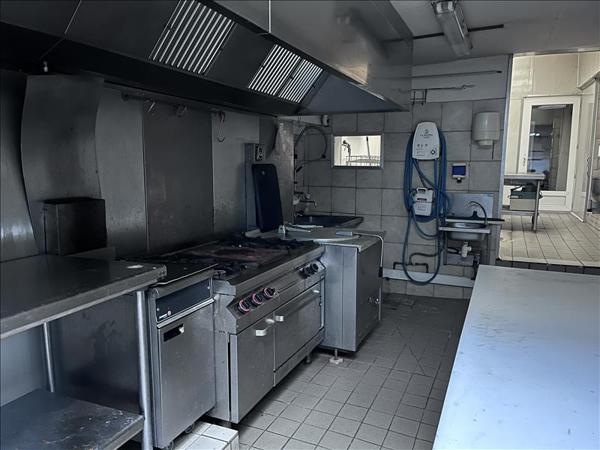 Immeuble à vendre |  Nontron |  580 m²