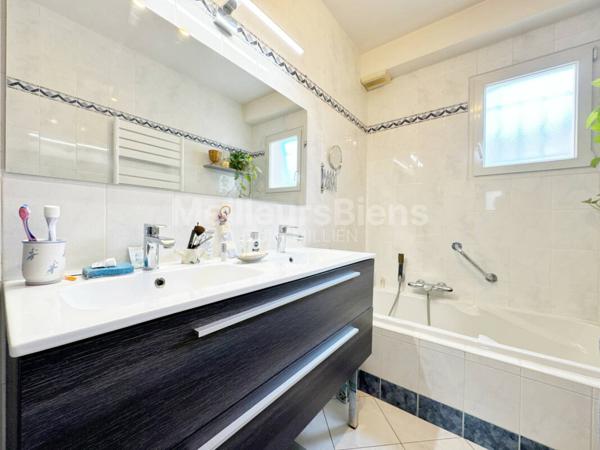 Belle maison de 130 m2 sur une parcelle de plus de 700 m2