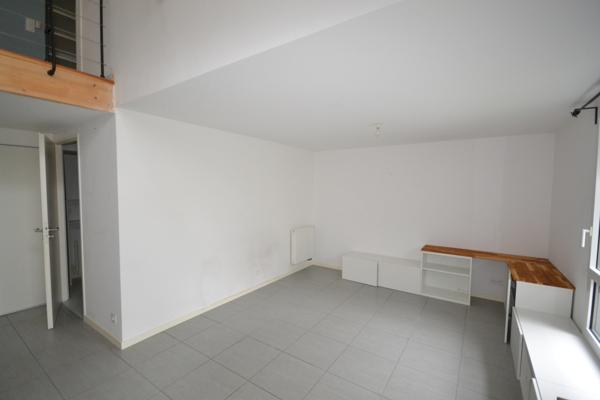 Location appartement 3 pièce(s) 65 m²