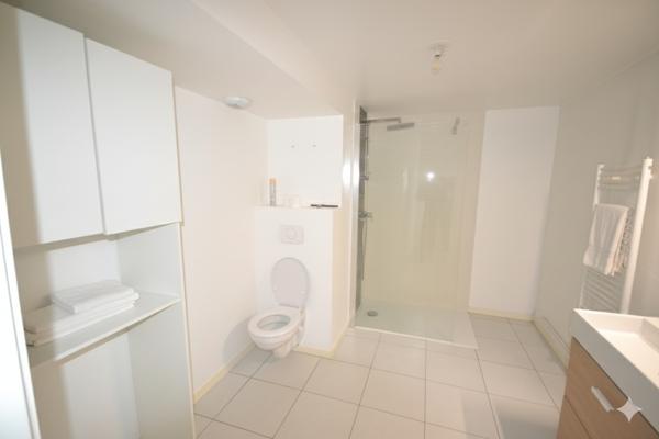 Location appartement 3 pièce(s) 65 m²