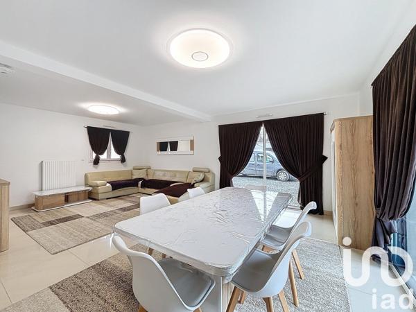 Pavillon 5 pièces de 136 m² à Miniac-Morvan (35540)