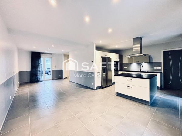 Jolie maison individuelle en limite de propriété