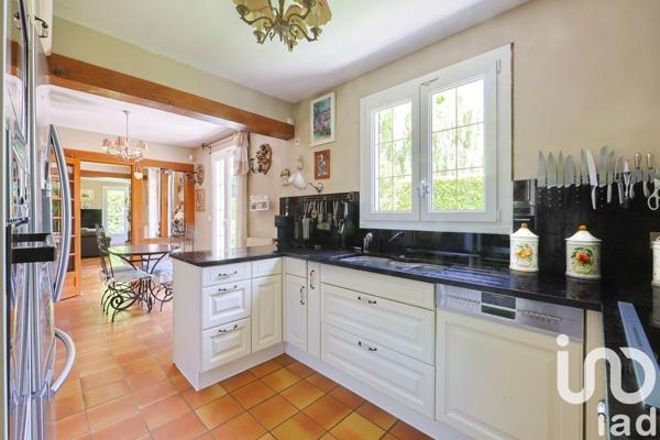 Maison à vendre 9 pièces 203 m² Gressy