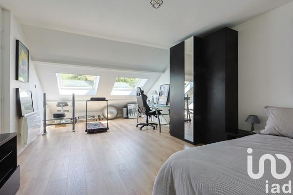 Maison à vendre 9 pièces 203 m² Gressy