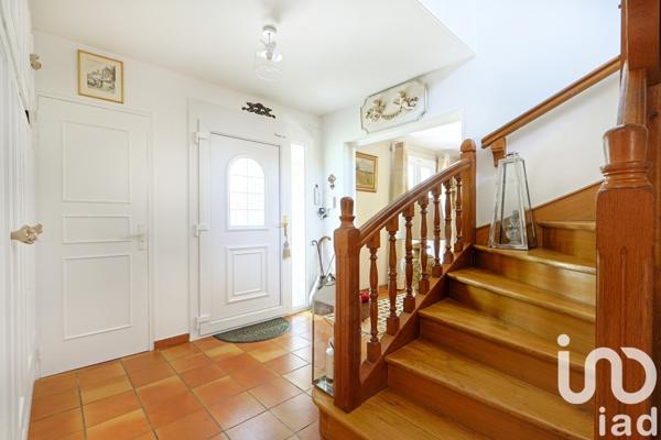 Maison à vendre 9 pièces 203 m² Gressy