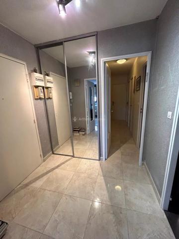 Vente Appartement 4 pièces 87 m2 à Lyon 3