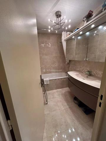 Vente Appartement 4 pièces 87 m2 à Lyon 3