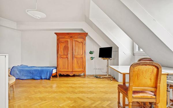 Appartement à vendre    1 pièce • 28,27 m2 Antony