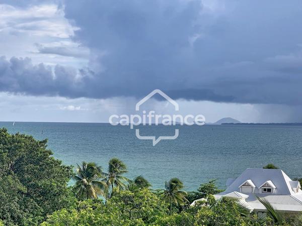 LE GOSIER – BAS-DU-FORT | DUPLEX T4 VUE MER – 159 m² AU SOL AVEC TERRASSES