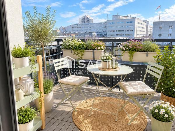 Dernier étage, DPE C,  balcon, parking