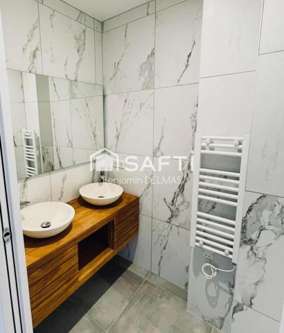 T3 rénové - immeuble en pierre avec ascenseur