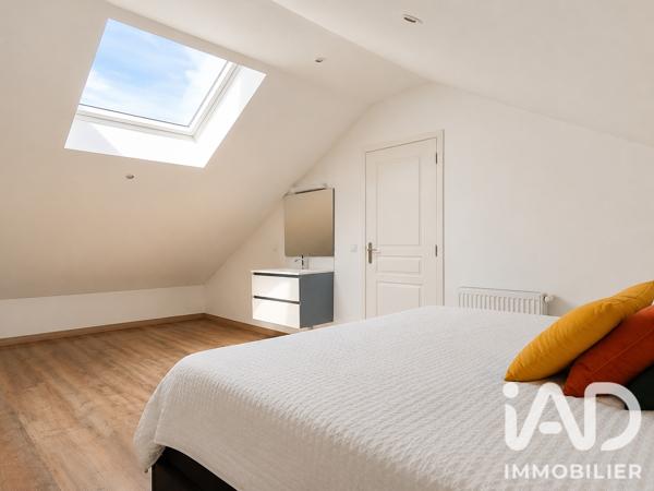 Maison à vendre 9 pièces 210 m² Châlons-en-Champagne
