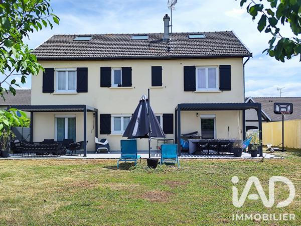 Maison à vendre 9 pièces 210 m² Châlons-en-Champagne