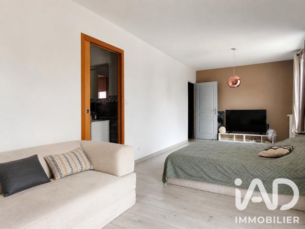 Maison à vendre 9 pièces 210 m² Châlons-en-Champagne