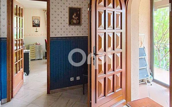 Maison à vendre    5 pièces •  Trélissac