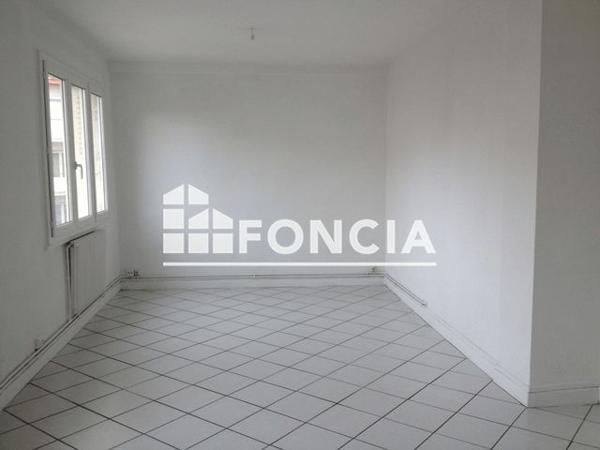 Location Appartement 3 pièces 59.6 m² - 8. 10. 12. RUE LESAGE Valence 26000